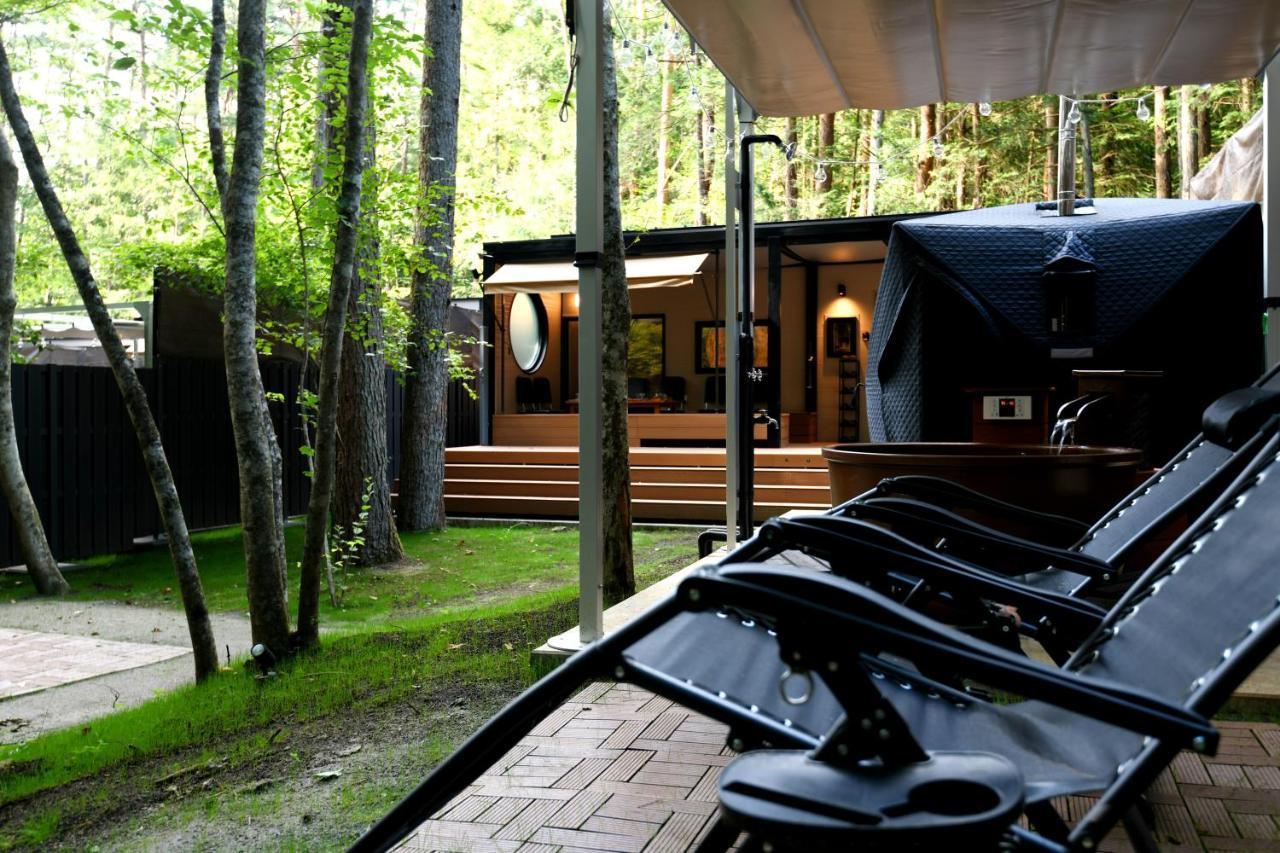 Fuji Fumoto Forest Hotspring ふもとの森温泉 Fujikawaguchiko Dış mekan fotoğraf